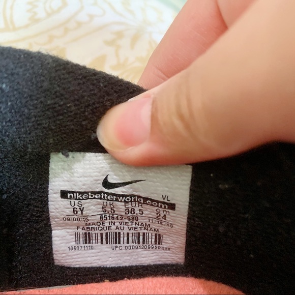 Purple Mercurial Cleats Nike - Picture 5 of 5